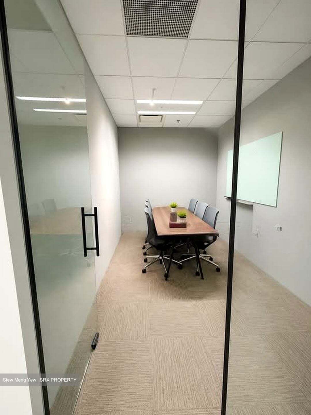 One Raffles Place (D1), Office #573439121